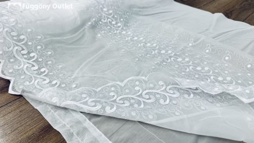 Méteráru, hímzett, Voile, fehèr, 150 cm 