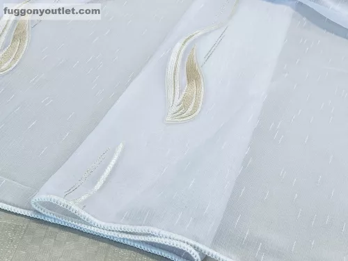 Voile, Seda, fehér alapon arany, 300x260 cm 