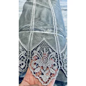 Méteráru, tüll, szürke hímzett , 15 m, 280 cm