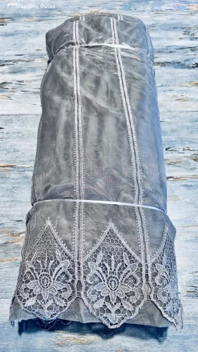 Méteráru, tüll, szürke hímzett , 15 m, 280 cm