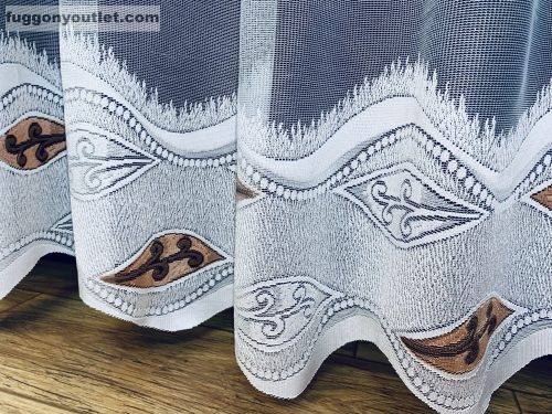 Pablo, fehér alapon barna, 150x155 cm