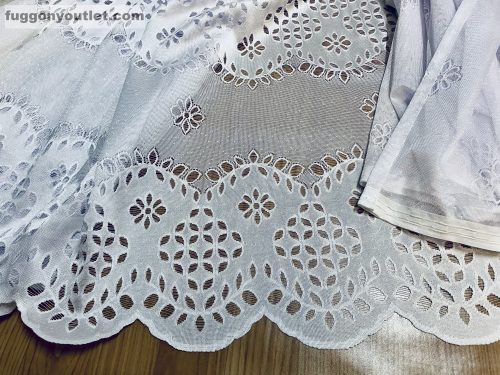 Lyukacsos Levél, fehér, 400x175 cm