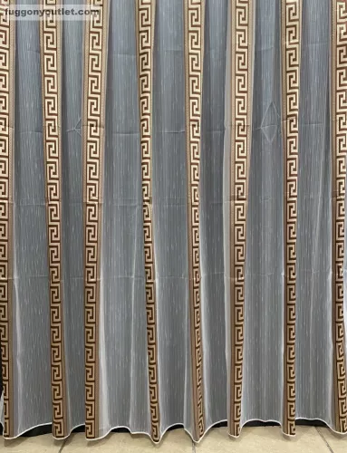 Voile, Görög minta, fehér alapon barna, 400x155 cm 