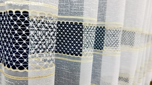 Hálós csíkos , fehér alap,arany soros, 300x155 cm